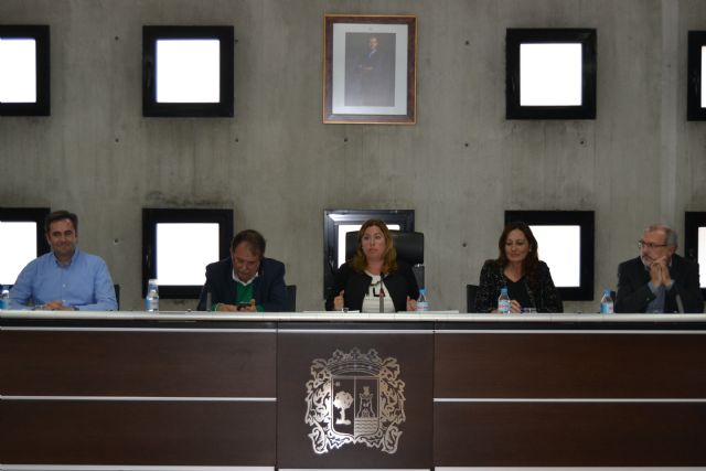 Reactivación económica, creación de empleo y mejora de los espacios públicos, prioridades del presupuesto 2016 - 2, Foto 2