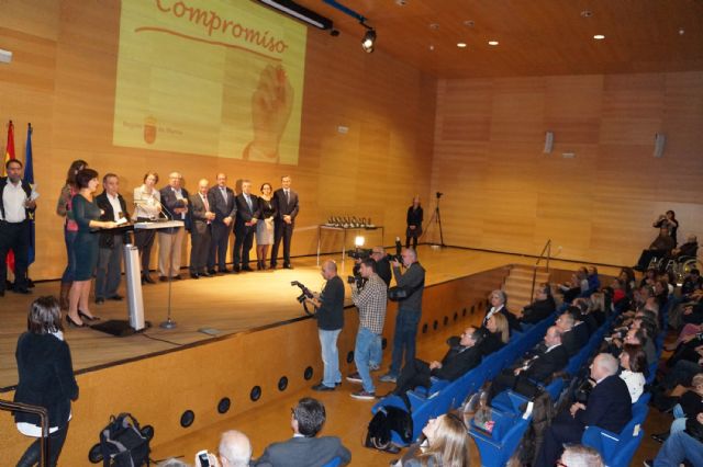 El Gobierno regional entrega al Ayuntamiento torreño uno de sus premios a la innovación - 2, Foto 2