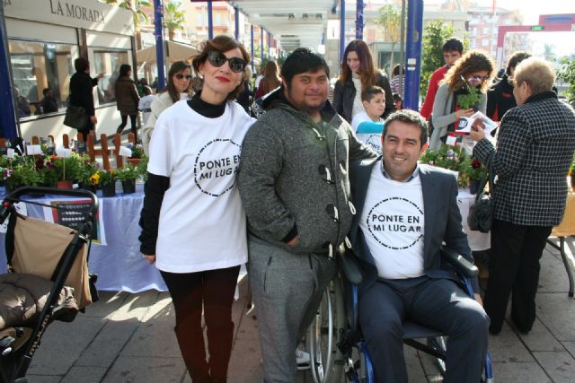 Los alumnos del Colegio de Educación Especial Eusebio Martínez y su excelente Mercadillo de Plantas - 5, Foto 5
