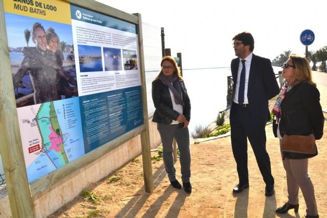 Turismo señaliza los Baños de los Lodos del Mar Menor ante el aumento de visitantes extranjeros en la zona - 1, Foto 1