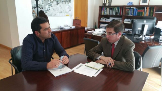 El Concejal de Medio Ambiente se reúne con el comisario de aguas de la Confederación Hidrográfica del Segura - 1, Foto 1