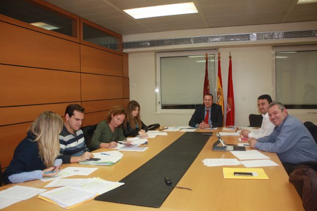 El Ayuntamiento modificará las normas actuales para facilitar la participación de los vecinos de las pedanías - 1, Foto 1