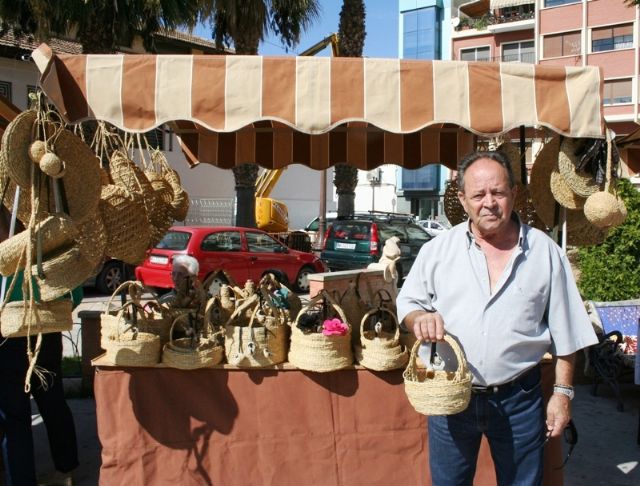 El domingo 6 de diciembre se estrena el nuevo mercadillo de artesanía - 1, Foto 1