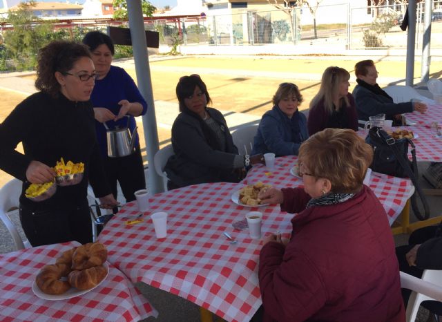 Los voluntarios torreños celebran su Día Internacional con los usuarios del servicio - 2, Foto 2