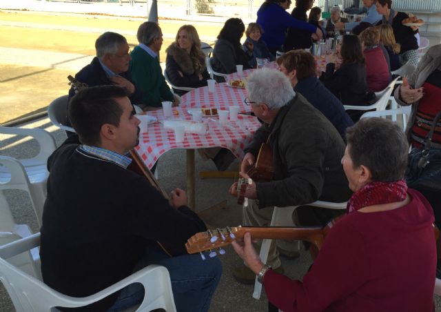 Los voluntarios torreños celebran su Día Internacional con los usuarios del servicio - 3, Foto 3
