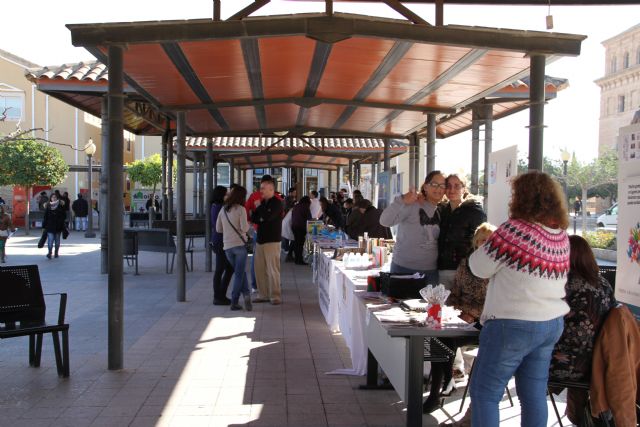 Varias asociaciones de voluntariado han participado en la muestra de la UCAM - 3, Foto 3