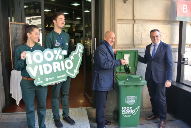 El próximo lunes comienza el nuevo servicio de recogida de vidrio puerta a puerta para bares y restaurantes - 1, Foto 1