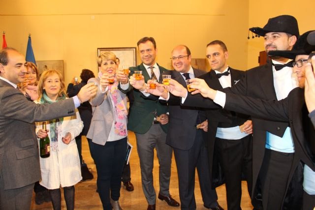 Pedro Antonio Sánchez anima a disfrutar en Yecla de las fiestas de la emoción, del sentimiento y de la devoción - 1, Foto 1