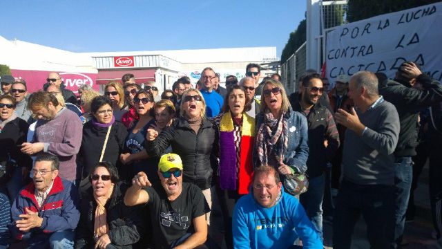 UP-IU Verdes ha expresado hoy su total apoyo a los trabajadores y trabajadoras de la empresa Juver, ubicada en Churra, en huelga indefinida. - 1, Foto 1