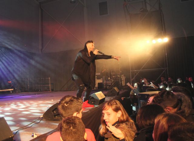 El artista sevillano Rasel actuó anoche en La Estación-Esparragal - 2, Foto 2