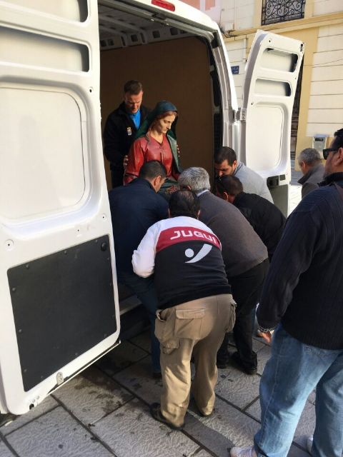 El escultor José Hernández Navarro restaura la imagen de la Soledad del Consuelo - 3, Foto 3