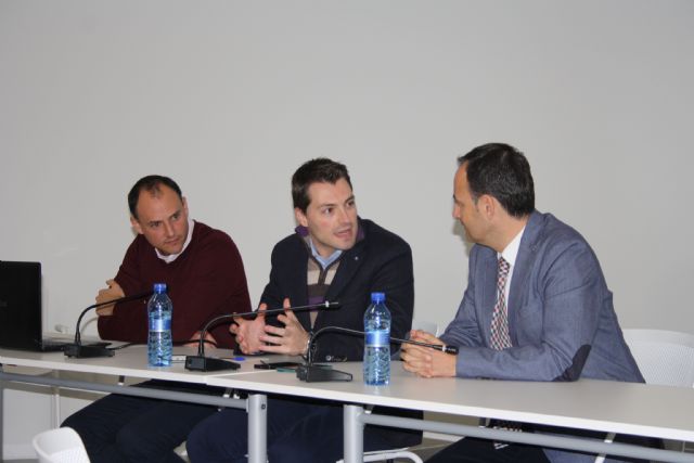 La Concejalía de Desarrollo Local y el Alcalde presentan en una jornada las líneas básicas del recién creado Centro de Promoción Económica de Cehegín - 3, Foto 3