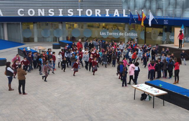 El Día de los Derechos Humanos se celebra en Las Torres de Cotillas con actividades infantiles y labor informativa - 3, Foto 3