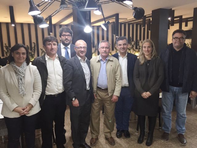 El PP presenta su programa electoral a las asociaciones de Hostelería, Turismo, Comercio e Industria de Águilas - 1, Foto 1