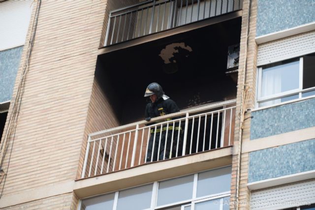 Un radiador eléctrico provoca un incendio en una vivienda de la calle del Parque - 1, Foto 1