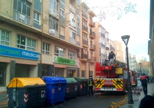 Un radiador eléctrico provoca un incendio en una vivienda de la calle del Parque - 2, Foto 2