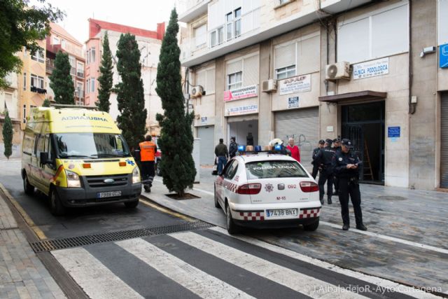 Un radiador eléctrico provoca un incendio en una vivienda de la calle del Parque - 4, Foto 4