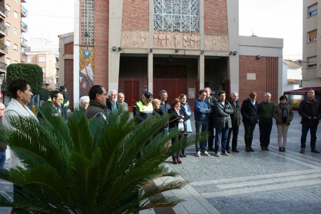 Minuto de Silencio en Alcantarilla en señal de condena y repulsa por el atentado terrorista de Kabul - 2, Foto 2