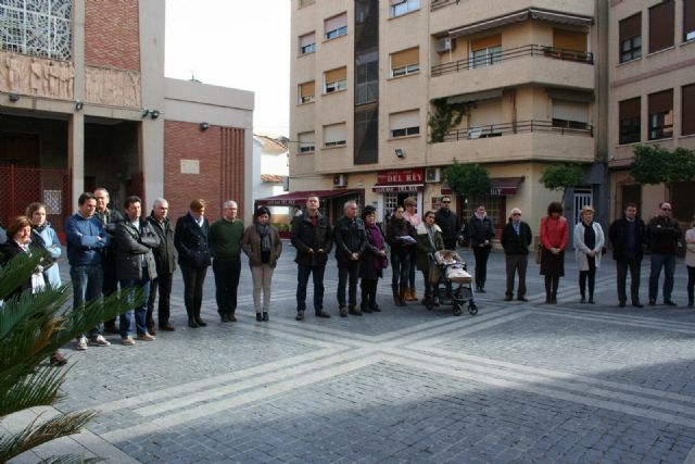 Minuto de Silencio en Alcantarilla en señal de condena y repulsa por el atentado terrorista de Kabul - 3, Foto 3