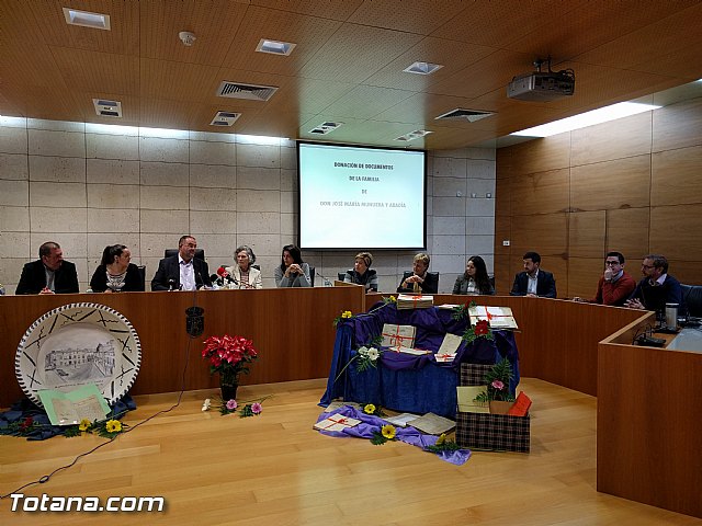 El Archivo municipal recibe documentos donados por los herederos del ilustre historiador Jos Mara Munuera y Abada, Hijo Adoptivo de Totana - 36