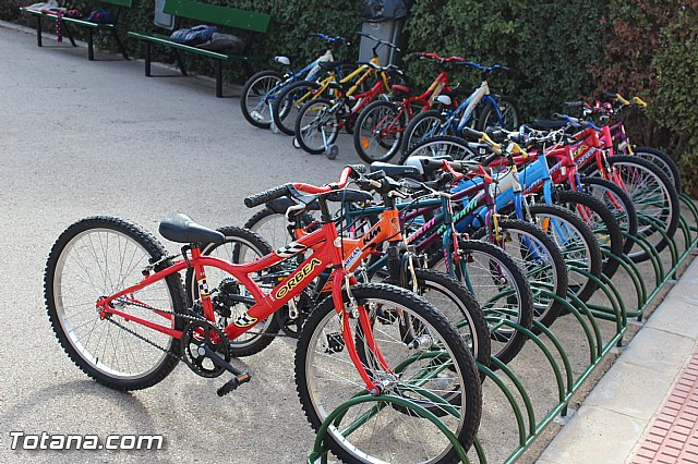 Cerca de 3.000 alumnos de once colegios de Totana participarn este curso 2015/16 en el programa de Educacin Vial que coordina la Polica Local - 21