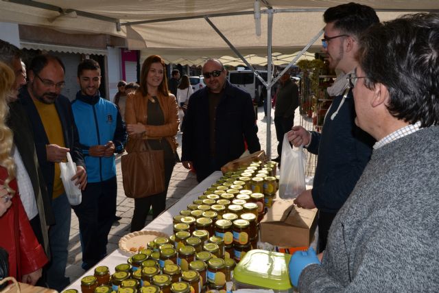 Artesanos de la región participan en el mercadillo navideño - 2, Foto 2