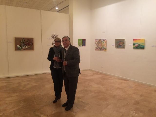 Pintura, música y poesía reunidas en la sala de exposiciones del Auditorio regional para recaudar fondos para la lucha contra el cáncer - 1, Foto 1