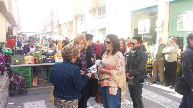 Visita de la consejera de Familia e Igualdad de Oportunidades, Violante Tomás y la portavoz del PP en el Ayuntamiento de Bullas, M.Antonia Abril visitan Bullas. - 2, Foto 2