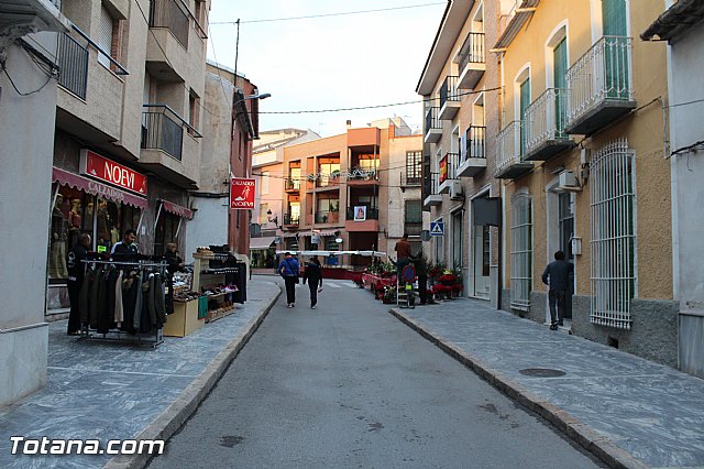 El pasado fin de semana tuvo lugar la V Feria de Navidad y el Regalo de la Avenida de Lorca - 5