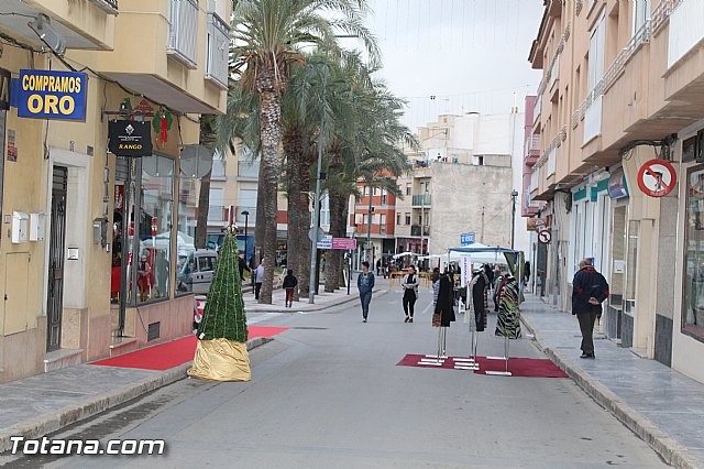 El pasado fin de semana tuvo lugar la V Feria de Navidad y el Regalo de la Avenida de Lorca - 12