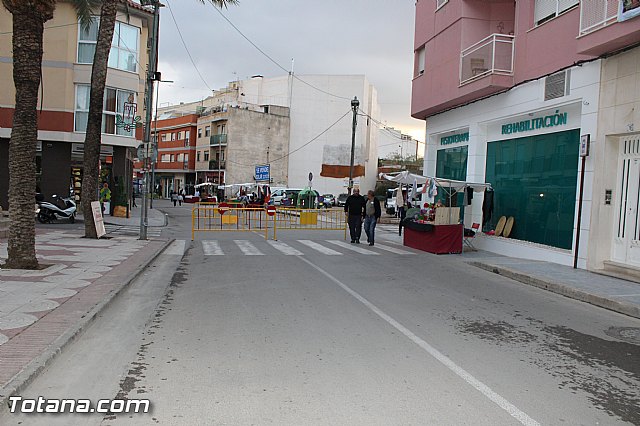 El pasado fin de semana tuvo lugar la V Feria de Navidad y el Regalo de la Avenida de Lorca - 15