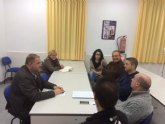 El Gobierno municipal se rene con la Junta Directiva de la Escuela de Msica de El Paretn-Cantareros