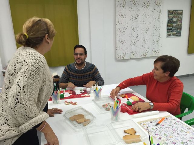 El concejal de Igualdad participa en la elaboración de dulces en los Molinos Marfagones - 5, Foto 5