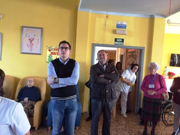 Autoridades municipales felicitan la Navidad a los usuarios y profesionales de la Residencia de Personas Mayores La Purísima, Foto 6