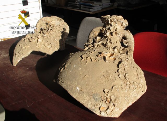 La Guardia Civil recupera cinco ánforas con más de 2.000 años de antigüedad en Águilas y Mazarrón - 5, Foto 5