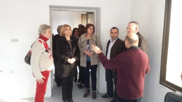 La Consejería de Familia y la Fundación coordinan una solución para la reapertura de la residencia de mayores de Jumilla - 2, Foto 2