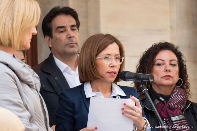 El Día Internacional del Migrante culmina con la lectura de un manifiesto en el Palacio Consistorial - 2, Foto 2