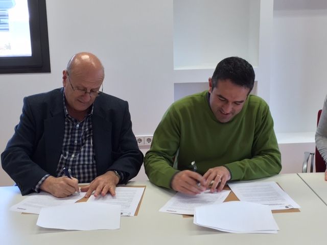 Los empresarios del Parque Industrial Oeste y el Ayuntamiento de Alcantarilla firman el convenio de colaboración - 1, Foto 1