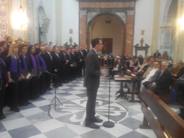 El Alcalde, nombrado presidente de honor de la Coral Discantus por su sensibilidad, cultura y amor hacia la música - 1, Foto 1
