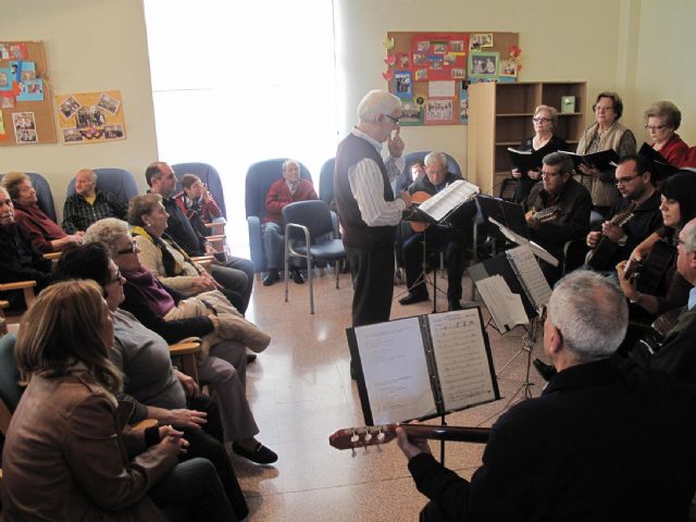 Felicitación navideña a los usuarios de los Centros de Día de El Algar y Los Dolores - 2, Foto 2