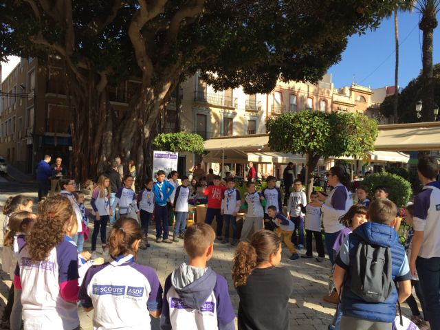 Ningún niño sin juguetes, una iniciativa de Cáritas y el grupo Scout de Renfe - 2, Foto 2