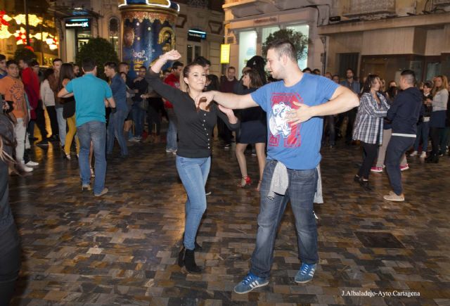 La Plaza San Sebastián se llenó de música y juguetes - 5, Foto 5