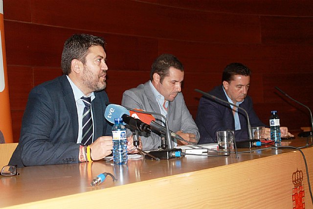 Ciudadanos califica de «burla a los murcianos», el aplazamiento de la reunión de la sociedad Murcia Alta Velocidad 24 horas después de las elecciones - 1, Foto 1