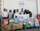 Las personas con discapacidad intelectual y sus familias donan alimentos, ropa y juguetes por medio de las asociaciones de Plena inclusin