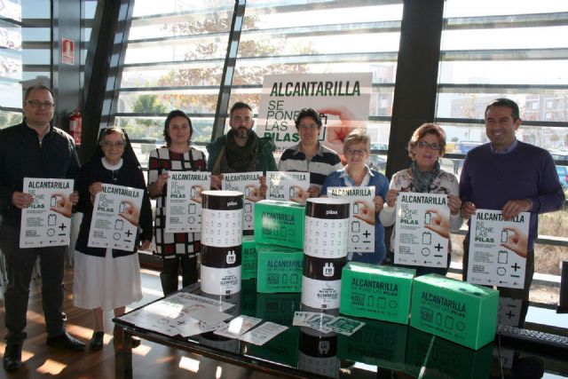 Alcantarilla se pone las pilas, es el slogan elegido para iniciar el nuevo servicio de recogida selectiva de pilas y baterías usadas en el municipio - 1, Foto 1