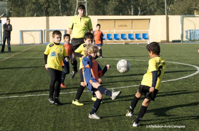F.C. Féminas Pinatar y A.D. La Soledad Féminas Blue lideran la clasificación en féminas - 5, Foto 5
