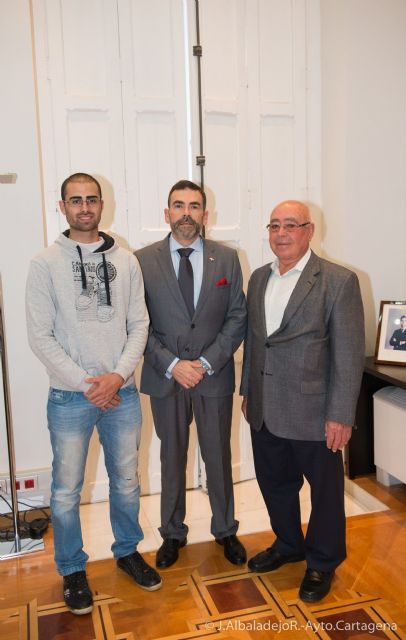 El campeón cartagenero de motos acuáticas, Kevin Moreno, se reúne con el alcalde - 1, Foto 1