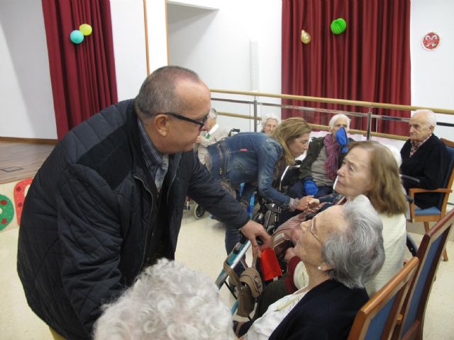 La concejala de Servicios Sociales visita a las Hermanitas de los Pobres - 5, Foto 5
