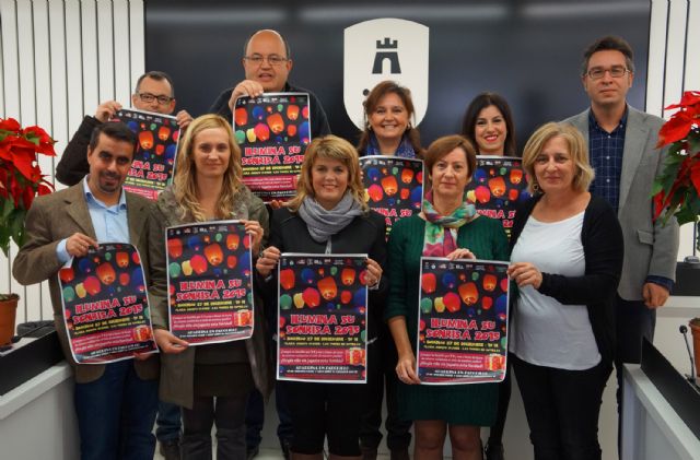 Los farolillos solidarios volverán al cielo torreño para convertirse en juguetes navideños - 4, Foto 4