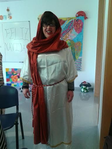 Los usuarios del Centro de Día con Enfermedad Mental representan un Belén Viviente con motivo de su fiesta de la Navidad, Foto 6